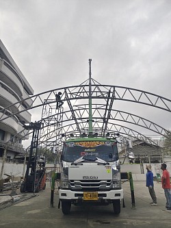 ยกโครงสร้างโดม